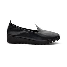 AETREX WORLDWIDE INC LIZ SLIP ON - BW500