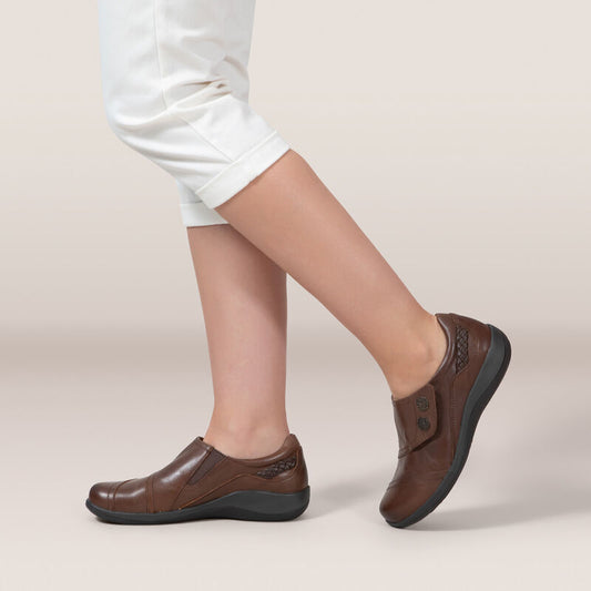 AETREX WORLDWIDE INC KARINA MONK STRAP - DM502